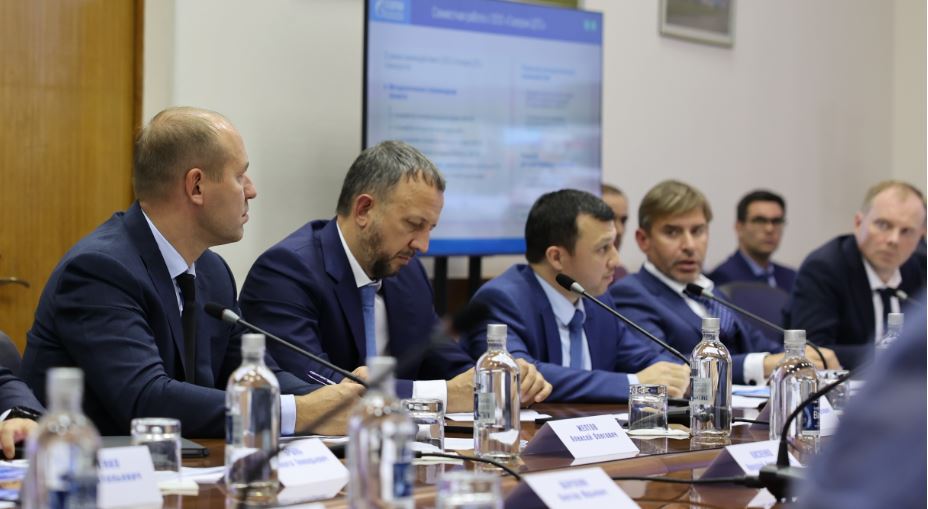 Участники сессии по рассмотрению перехода проектного производства компании на прямое 3D-проектирование в соответствии с поручением прогнозно-инвестиционного блока ПАО «Газпром»